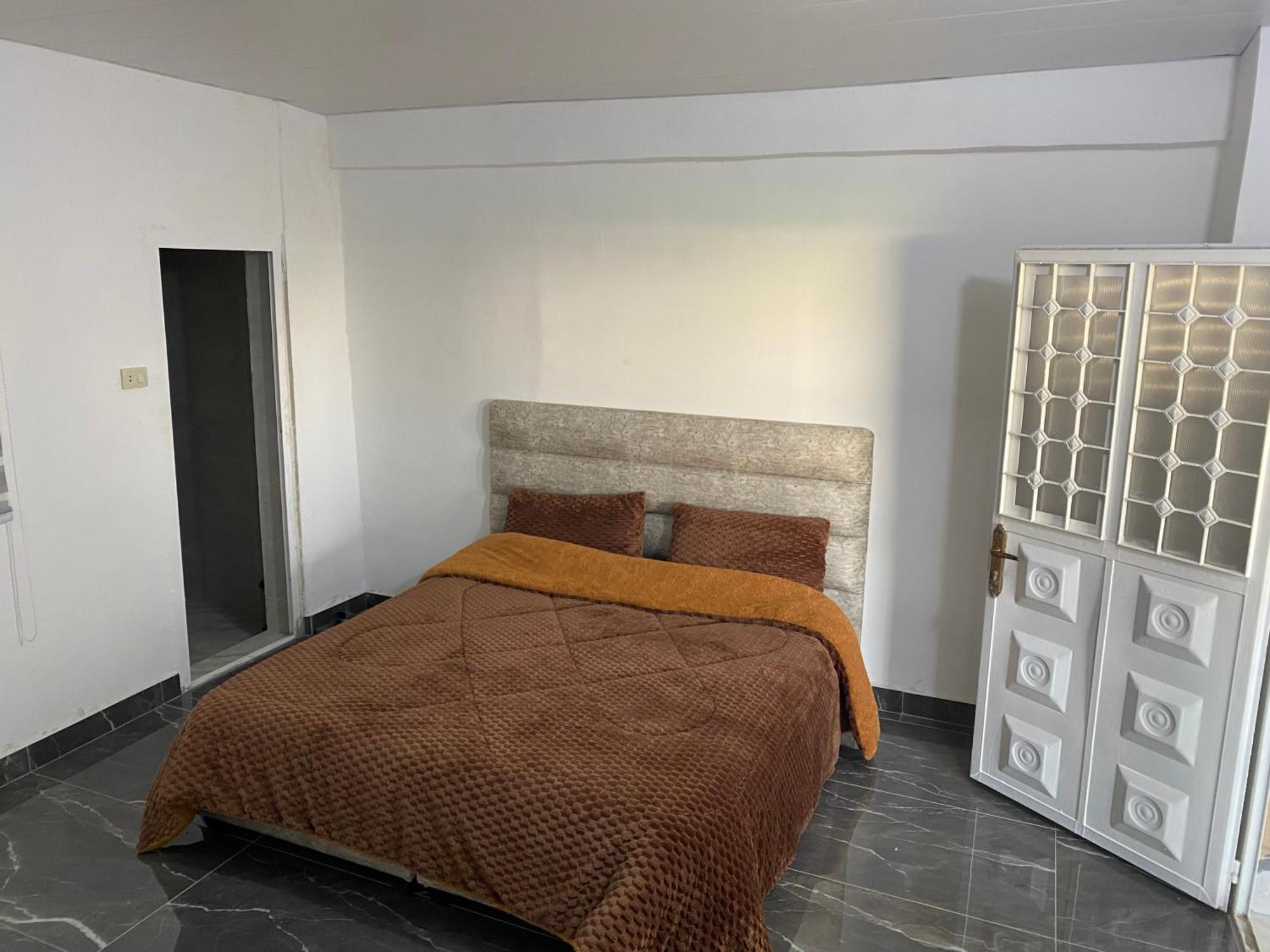 Huseein Rooms Jarash Exterior foto