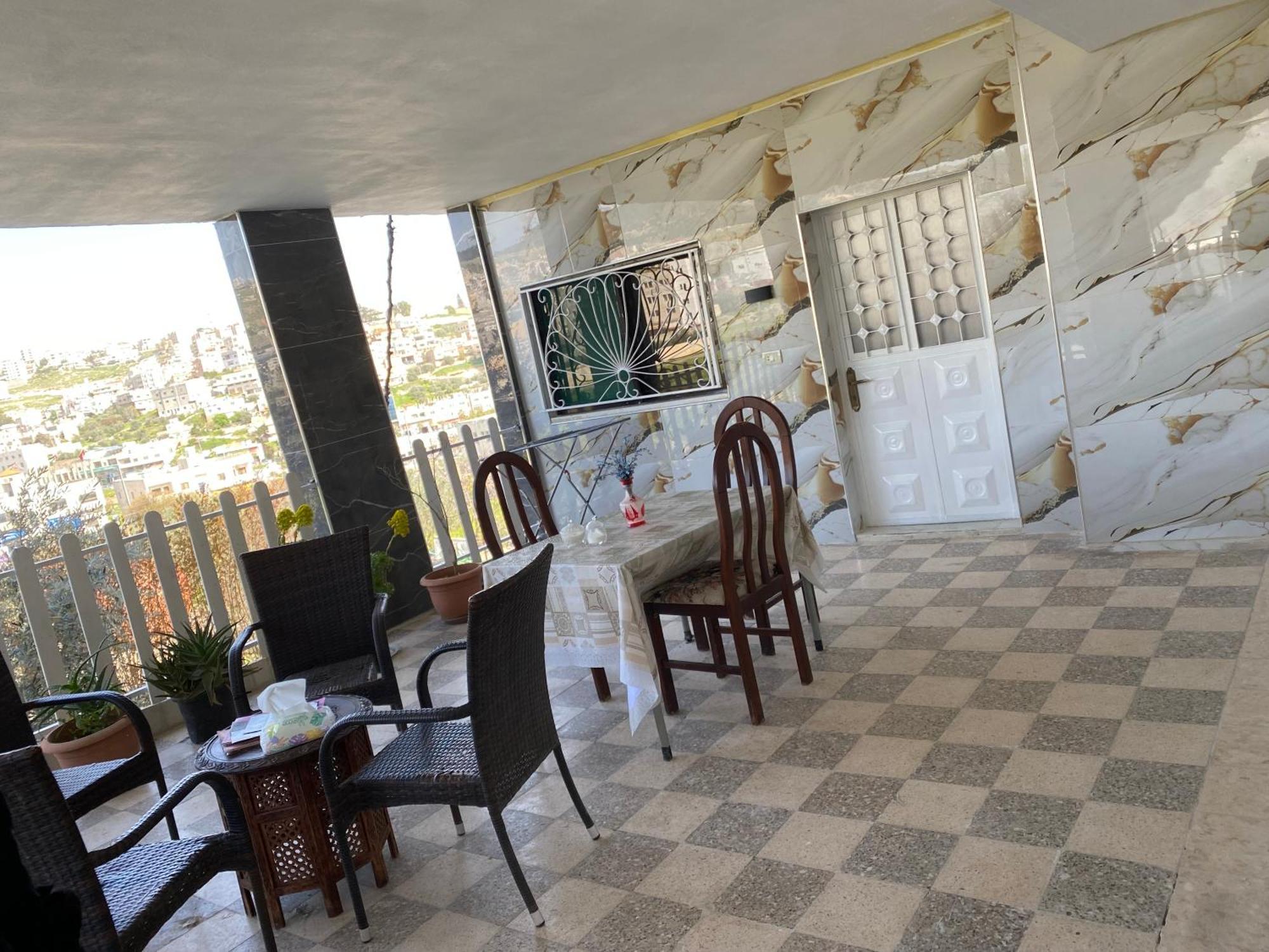 Huseein Rooms Jarash Exterior foto