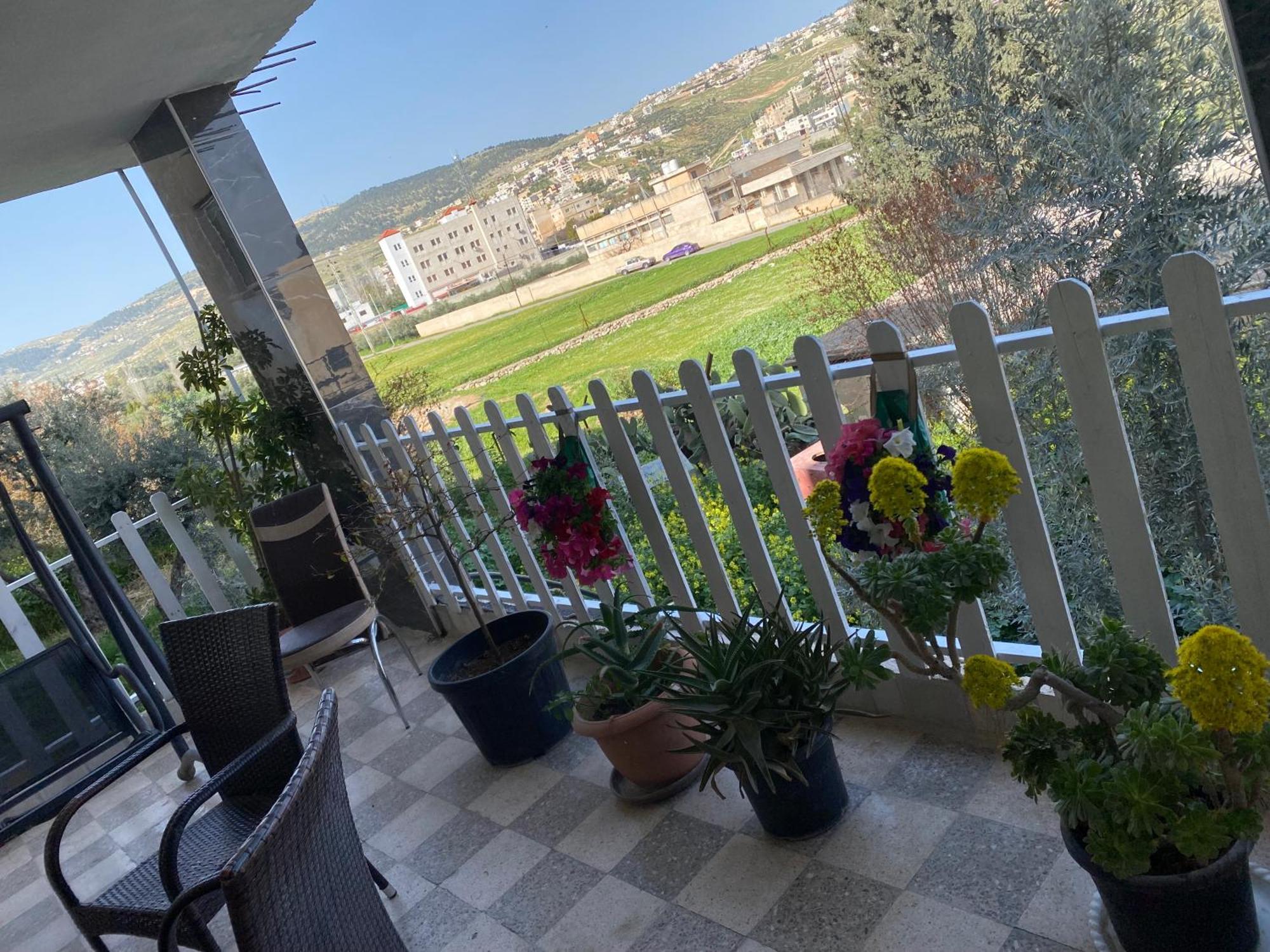 Huseein Rooms Jarash Exterior foto